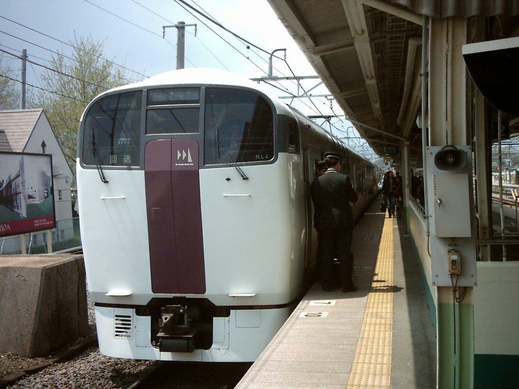 2797fea5115bb8ab