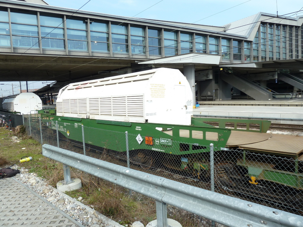 b24b93ac102d2f42